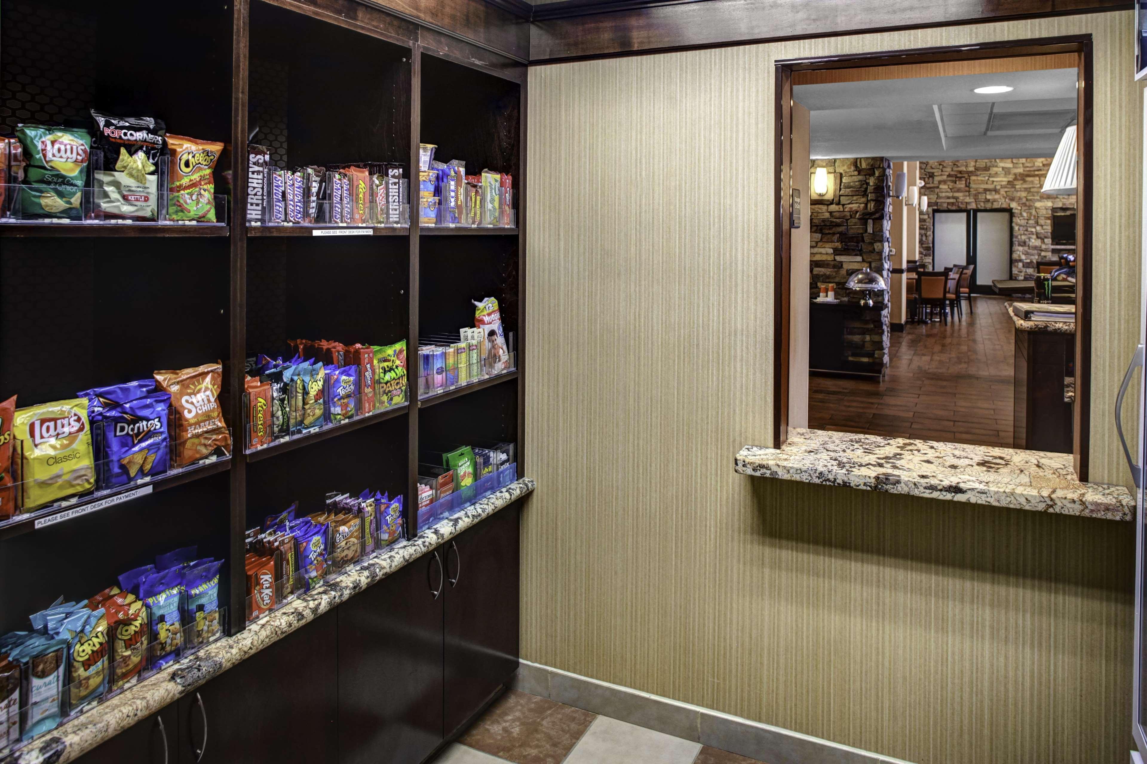 Hampton Inn And Suites Bakersfield / Highway 58 Eksteriør billede