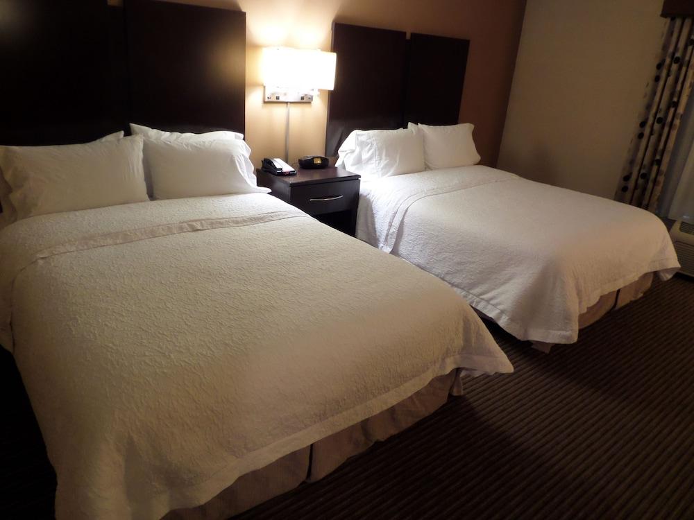 Hampton Inn And Suites Bakersfield / Highway 58 Eksteriør billede